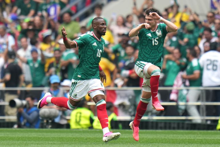 Mexico's Julian Quinones (16) celebrates scoring their opening goal against South Africa during the World Cup Group A soccer match between Mexico and South Africa in Mexico City, Thursday, June 11, 2026. (AP Photo/Eduardo Verdugo)