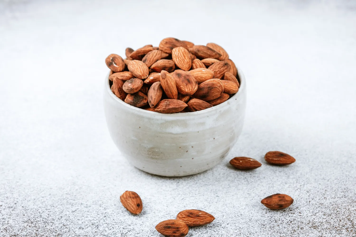 An image of roasted almonds